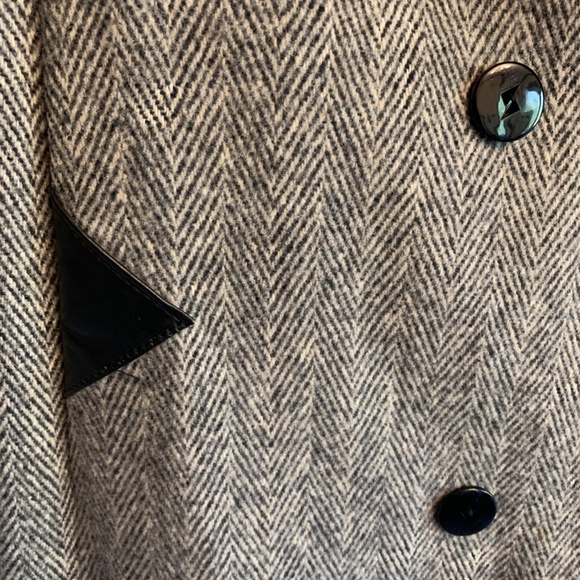 Vintage coat black and white tweed Sz Small Medium 80’s 90’s double-breasted 4 6 - Picture 2 of 13